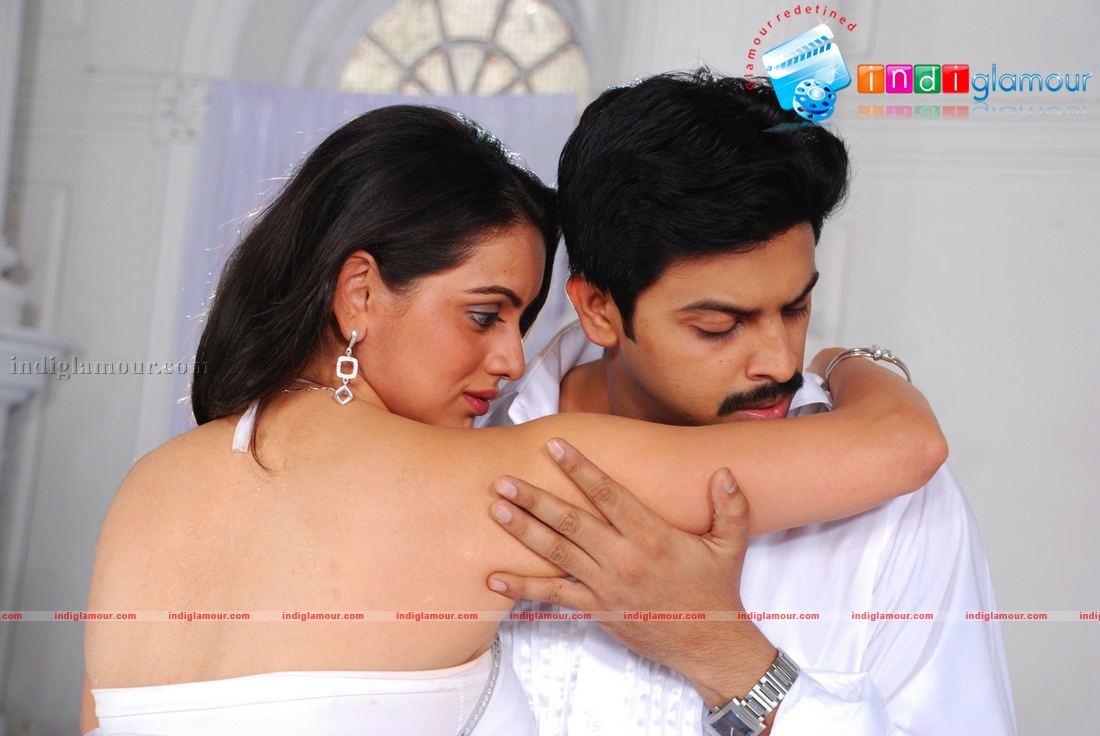 INDIRA VIZHA Movie hd photo